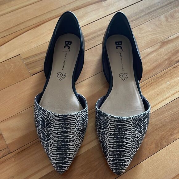BC Born in California open side flats. Patterned front. Solid black heel. Size 8 - Picture 1 of 5